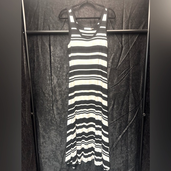 Calvin Klein Dresses & Skirts - Calvin Klein Black & White Striped Fit & Flare Maxi Dress Size 10